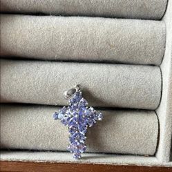 Beautiful Genuine Natural Tanzanite Sterling Silver Cross Pendant 