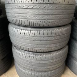 235/65/r18 Michelin ALL FOUR (4) TIRES