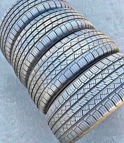 235_65_18 Set 4 Tires Michelin Con Excelente calidad Las 4