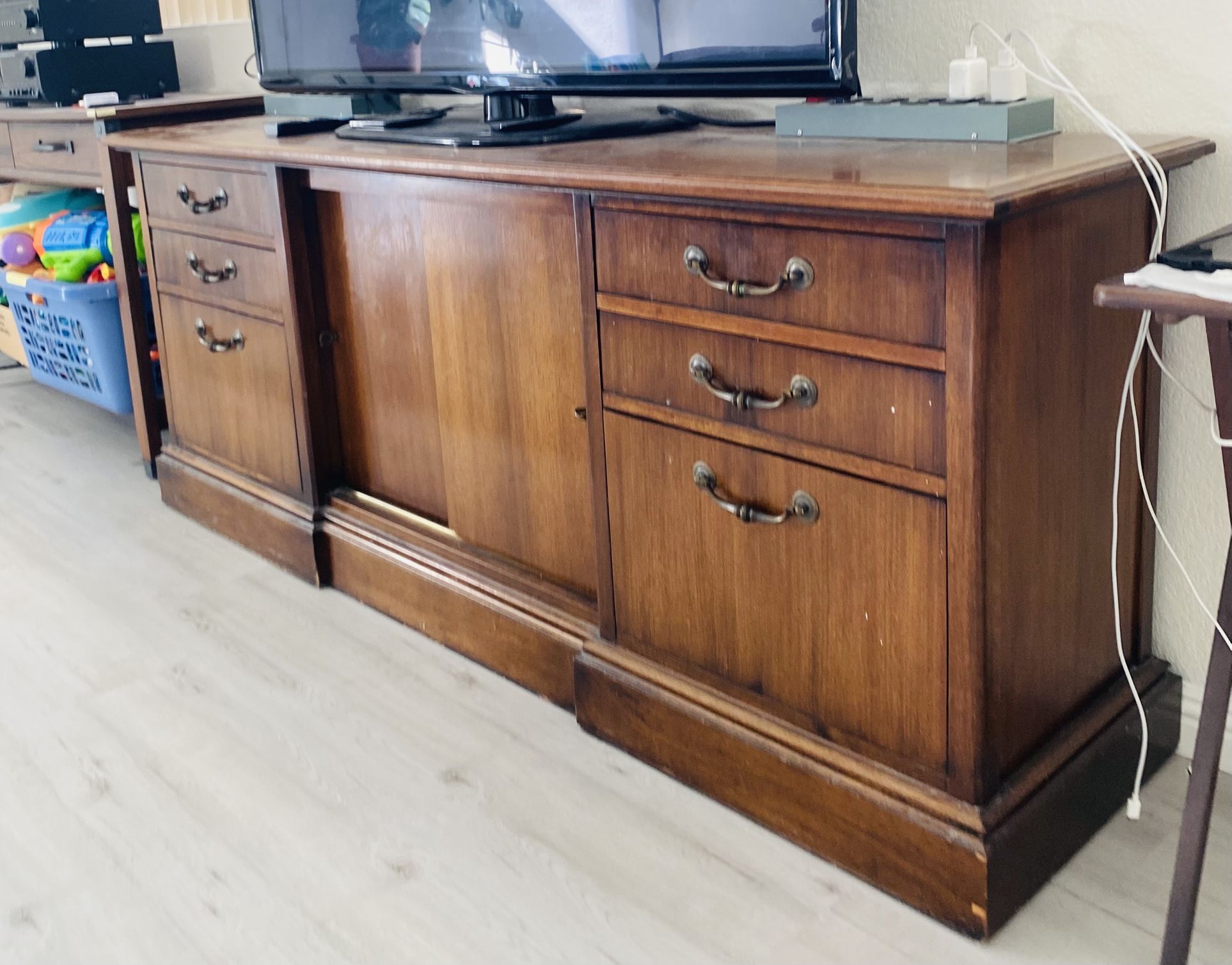 dresser TV stand 72L x 18 W x 29 H