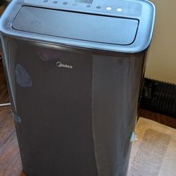 Midea 10000 BTU portable AC with Heat