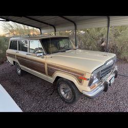 1987 Jeep Grand Wagoneer