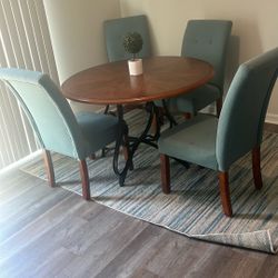 Table Set And Rug