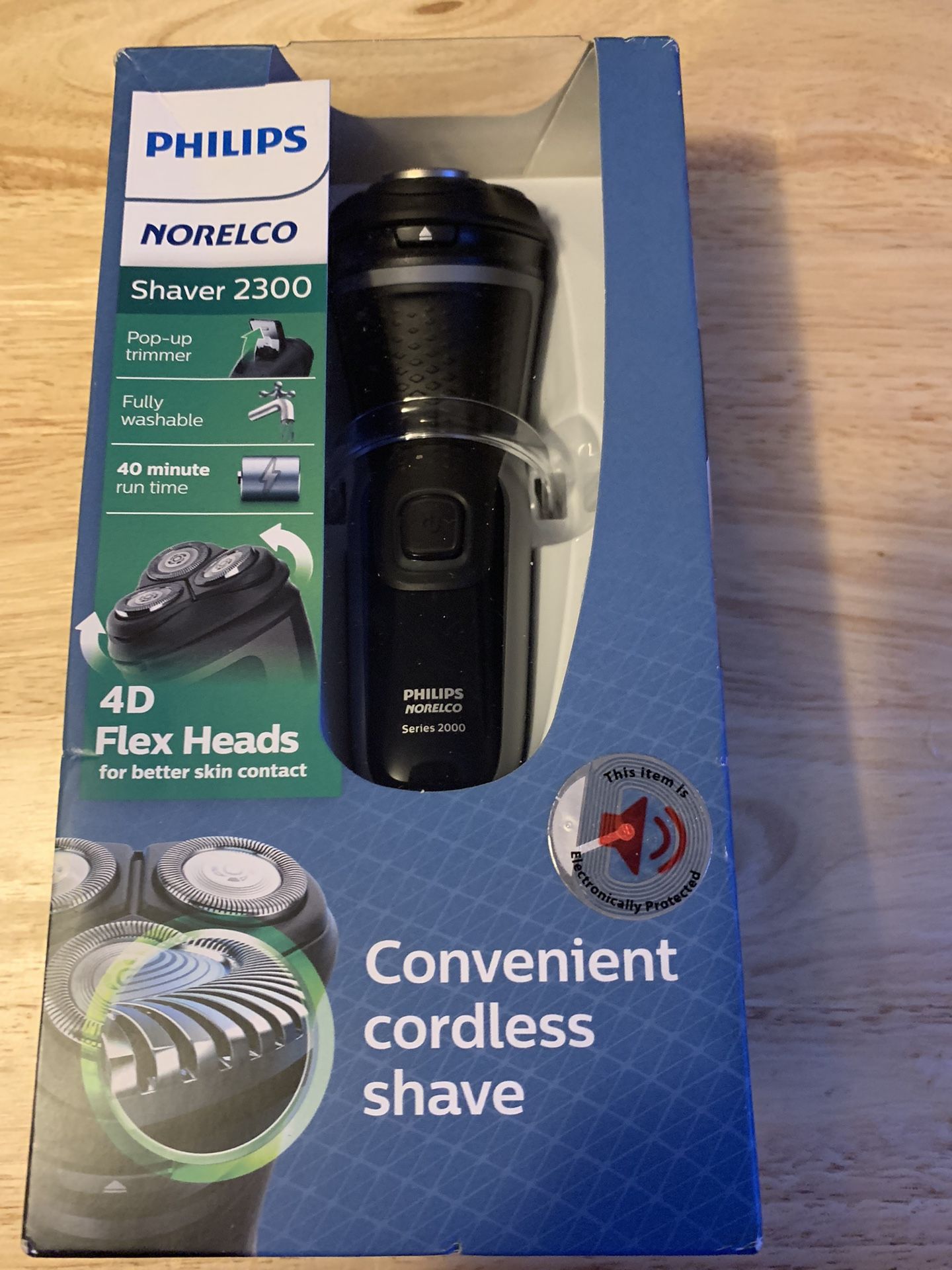Norelco  Electric Shaver, Brand New $25