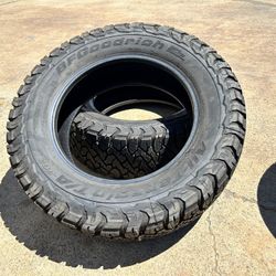 (2) LIKE NEW BFGoodrich KO3 LT275/65R20 10 PLY 97% TREAD