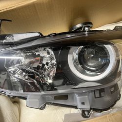 17-18 Mazda 3 Headlamp Left