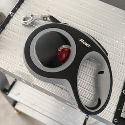 Flexi Retractable Dog Leash With Light