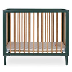 Dream On Me mini Crib 