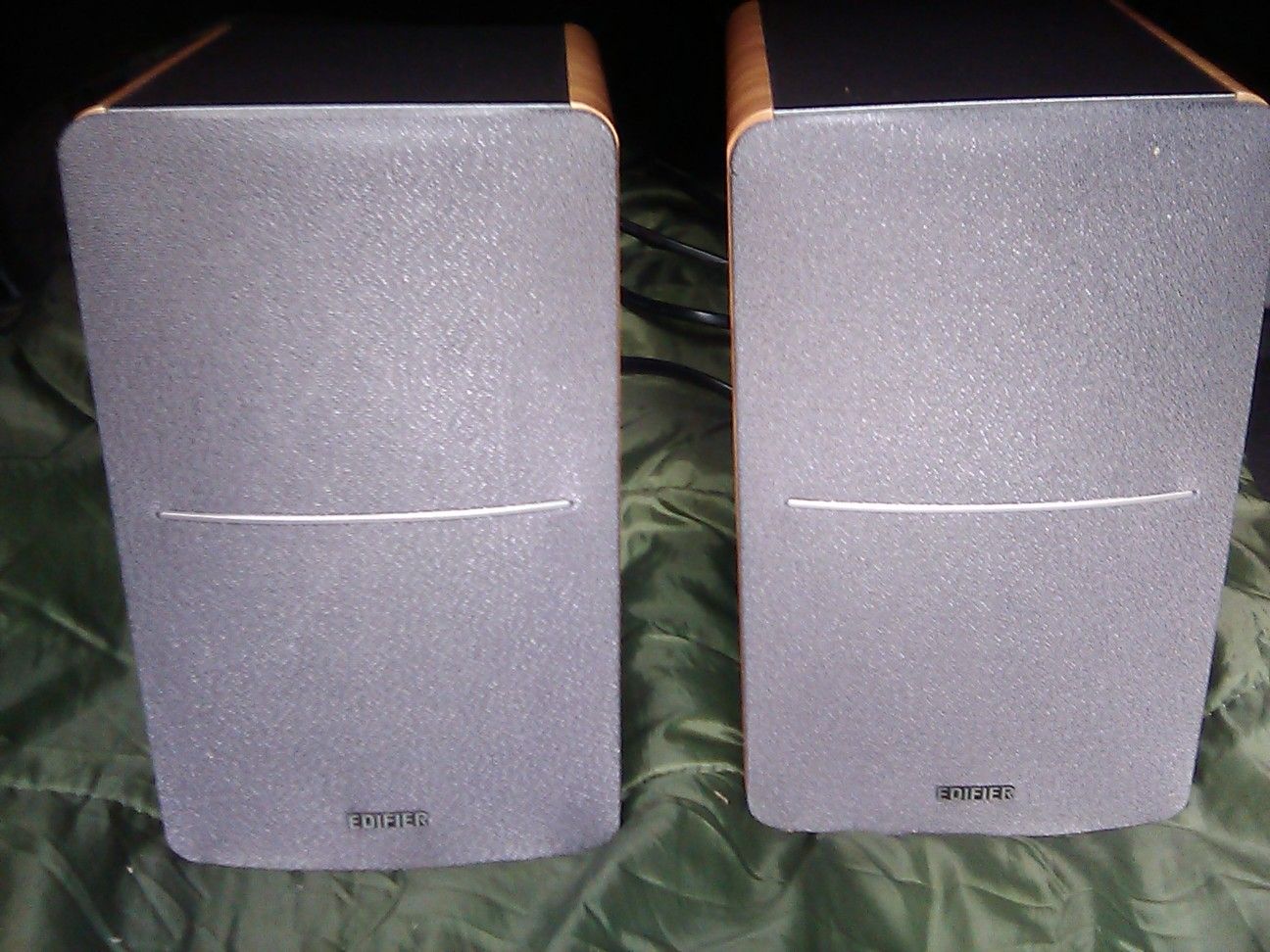 Multimedia Speakers-Edifier R128OT