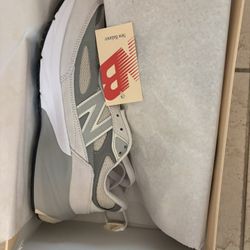 New Balance Made in USA 990v6