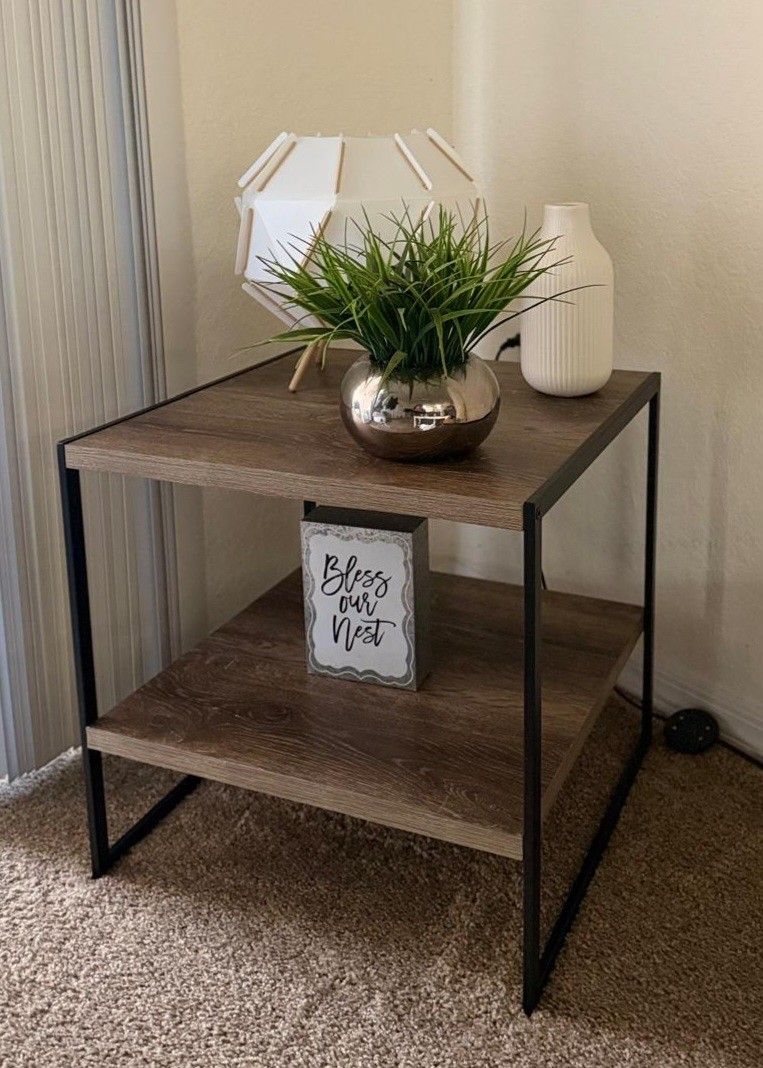 Rustic Coffe And Side Table