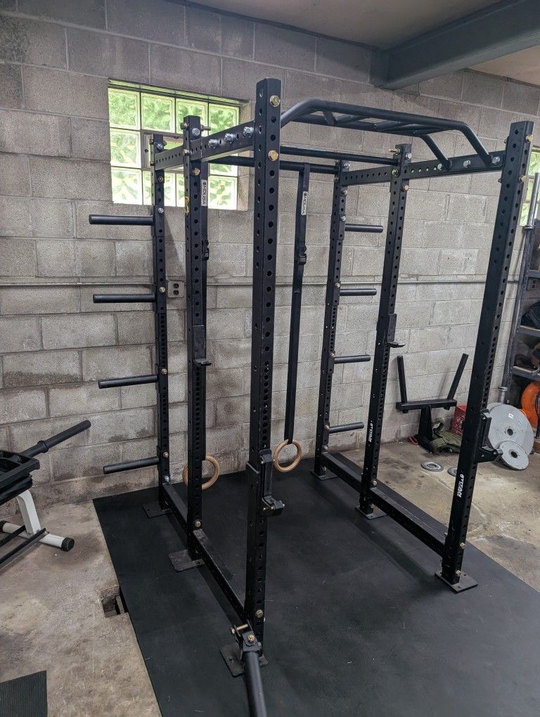 Titan Fitness Power Rack