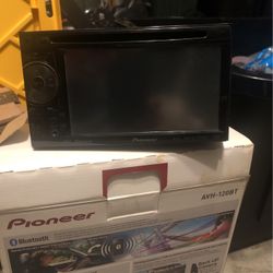 Pioneer Stereo