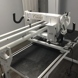 Baby Loch Coronet Long Arm Quilting Machine W/ 5 Foot Coronet Frame And Bobbin Winder