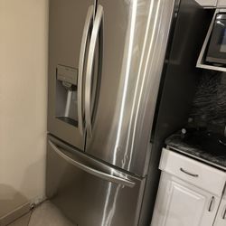 LG refrigerator