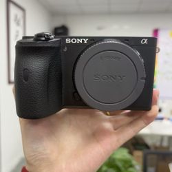 Sony Alpha a6600 24.2MP Mirrorless Camera 