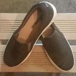 Camo slip-on shoes sz. 8