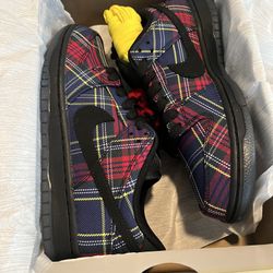Nike SB Dunk Low Nardwuar 7.5