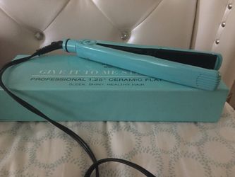 Leyla milani flat iron