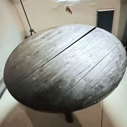 King size sleigh bed frame. American Furniture Warehouse 