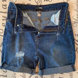 Ladies Jean Shorts (petite Size 9)