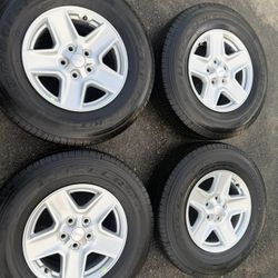 Bridgestone Dueler H/T Tires + Jeep OEM