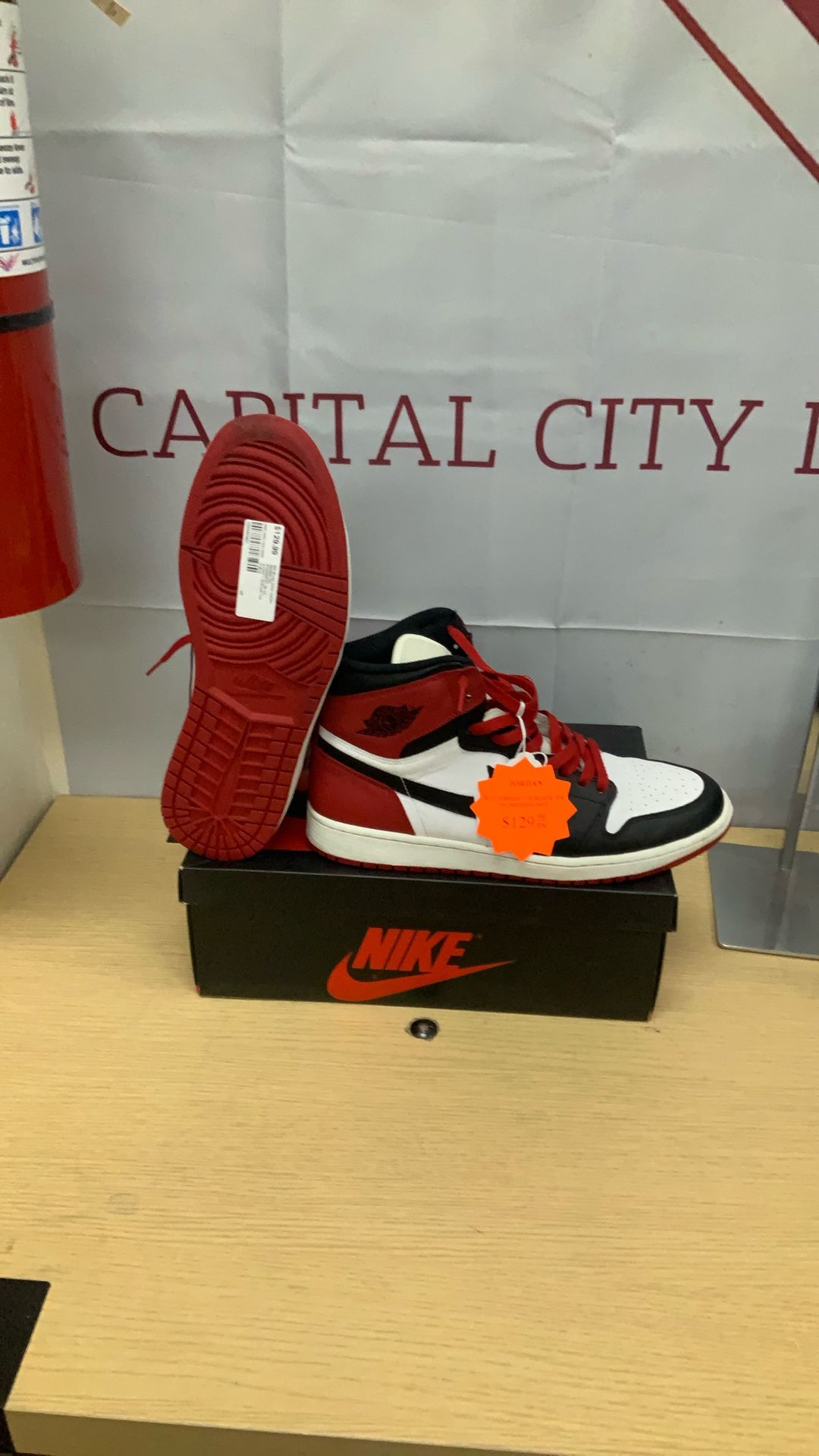 10033 Jordan Retro 1 60861