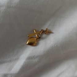 18k GOLD CROSS AND HEART CHARM