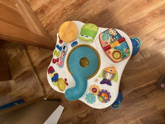 Musical Table (Spanish and English)