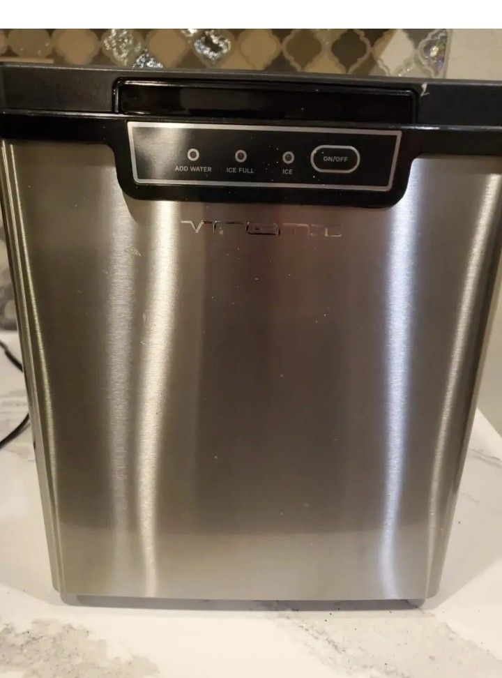 Vremi Chill Out Ice Maker for Countertop - Fast 8-Min Ice Production NIOB 10636N