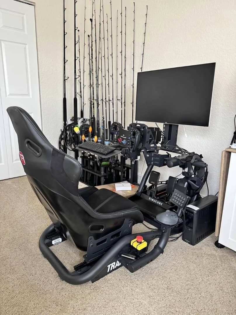 SIM Racing Rig and Computer with VR