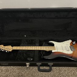 Fender Stratocaster with RoadRunner Hard Case