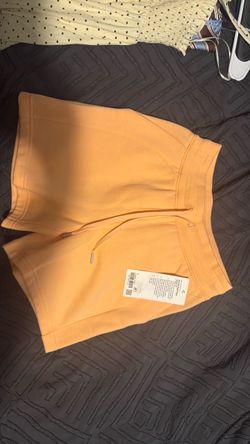 Lulu lemon scuba high rise shorts