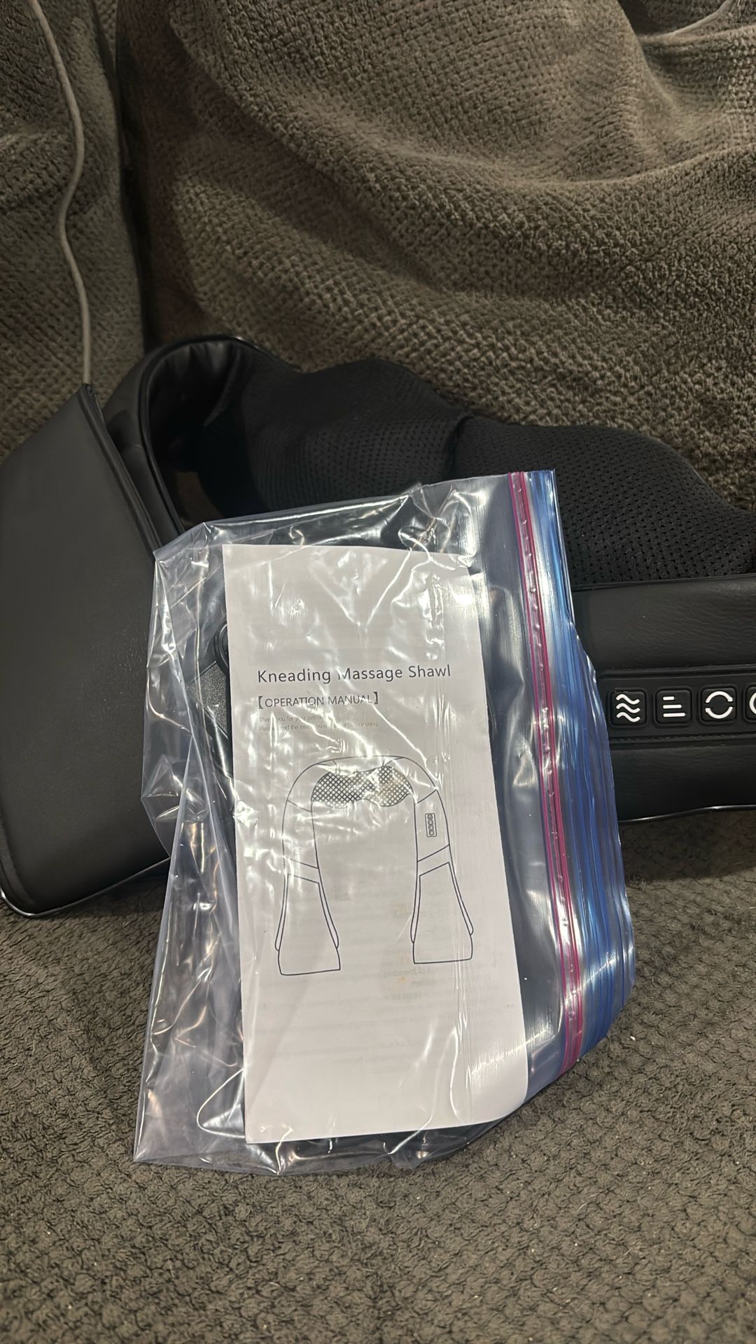 Kneading Massage Shawl