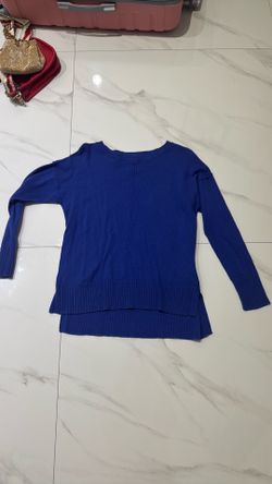 blue cozy sweater size S