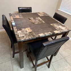 Dinning Table and 4 Chairs