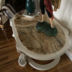 Beautiful Italian Coffee Table Marvel Top 48 Long 33 Wide 