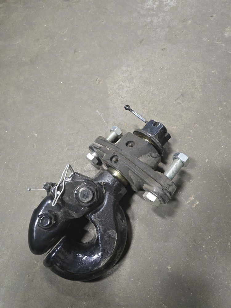 30 Ton Medium Duty Swivel Mounted Pintle Hook