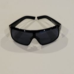 Spy Optics Haymaker Sunglasses glossy black frame wrap. Pre-owned, good 
shape, there are several minor scratches that should not impact your 
vision.
