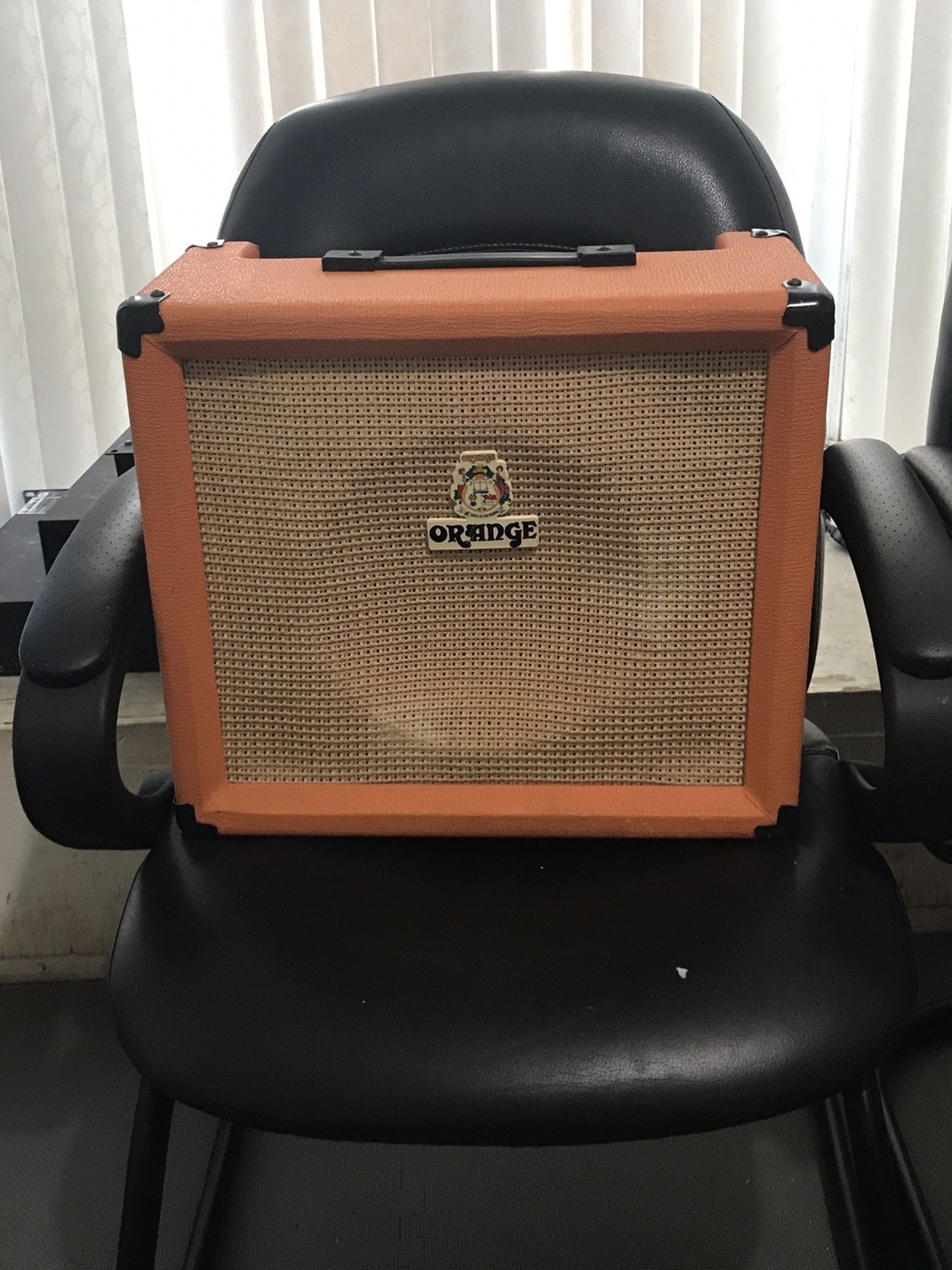 FREE: Non-working Orange 30R Crush Amp For Parts (Read The Details)