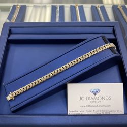 Bracelets 10k Solid 8 ‘’mm Wide Solid Gold