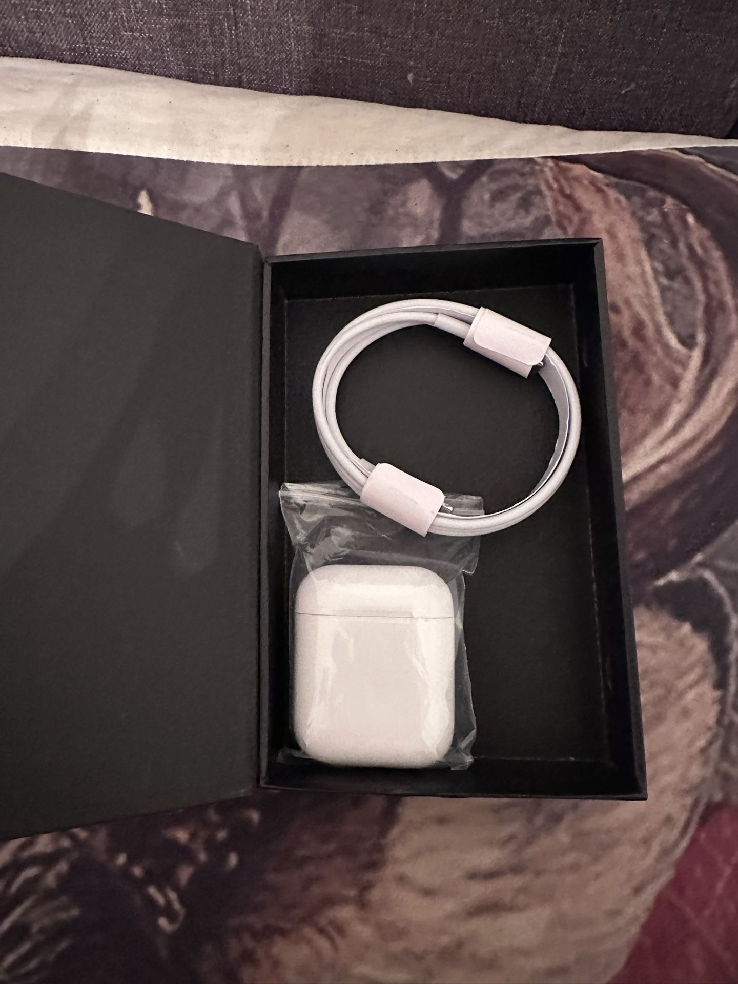 AirPods