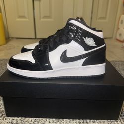 Jordan 1 Carbon Fiber 