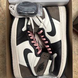 Jordan 1s “mocha” 