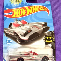 ***UPDATE*** DISCOUNTED! TV Series Batmobile 