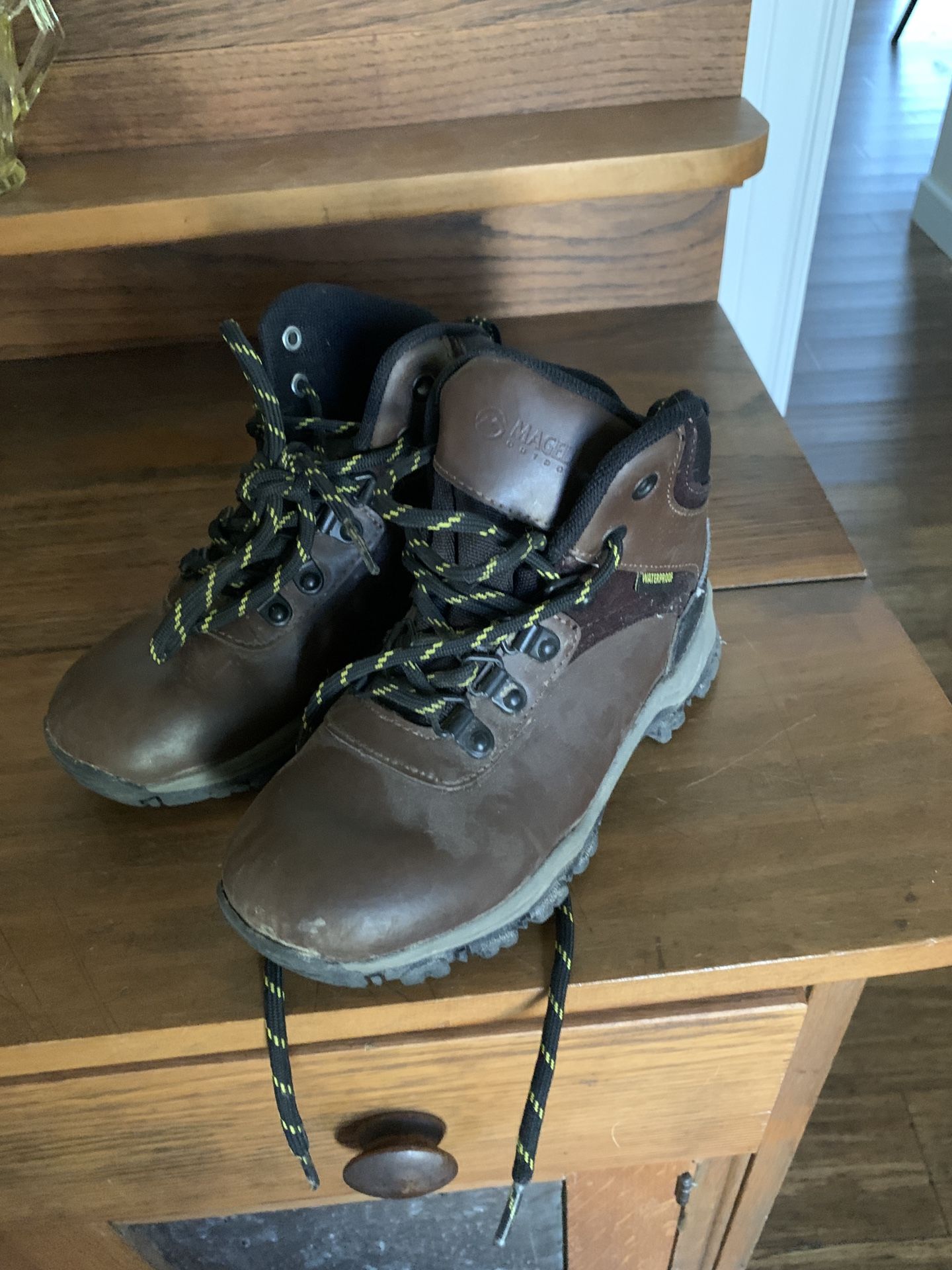 Magellan boys 13 D waterproof hiking boots