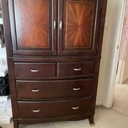 Armoire Dresser