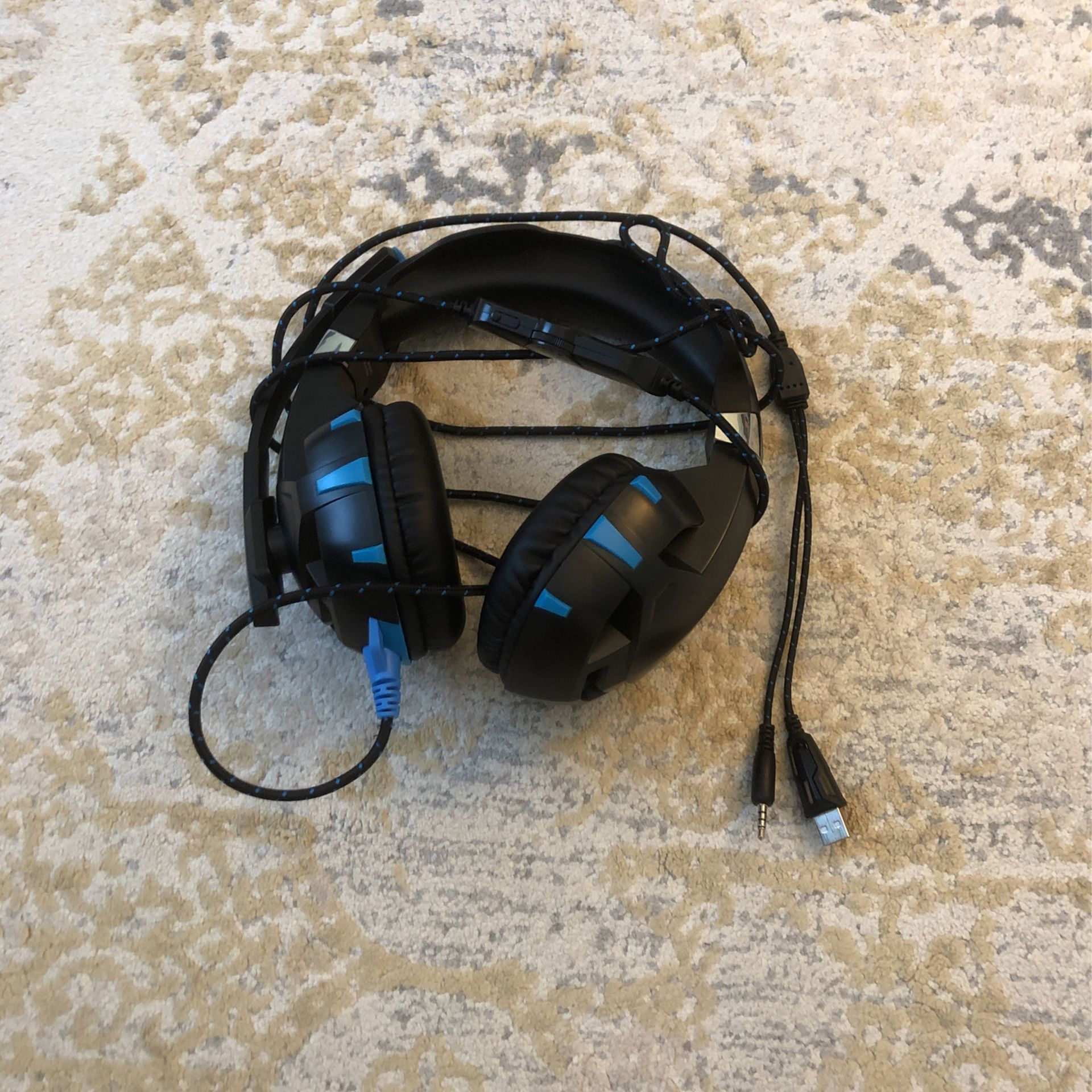 Gaming Headphones With Working Mic