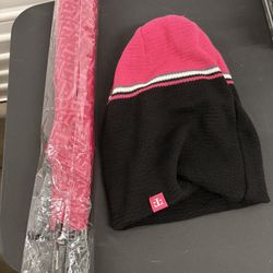 T-Mobile Umbrella & Beanie 