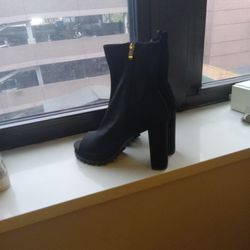 Women Heels 
